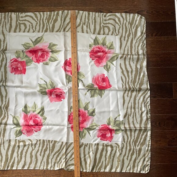 Vintage Coccinelle 100% Silk Scarf with Roses-Made in Italy - Picture 9 of 9